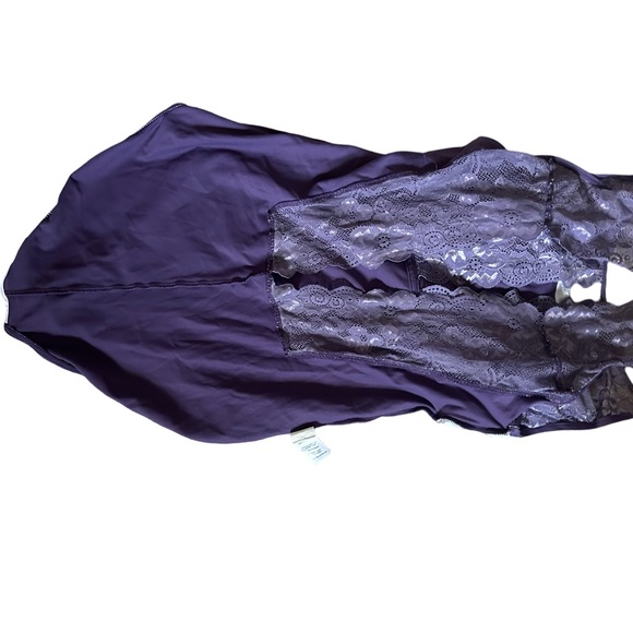 Danz N Motion Elegant Purple Lace Leotard - Picture 7 of 8